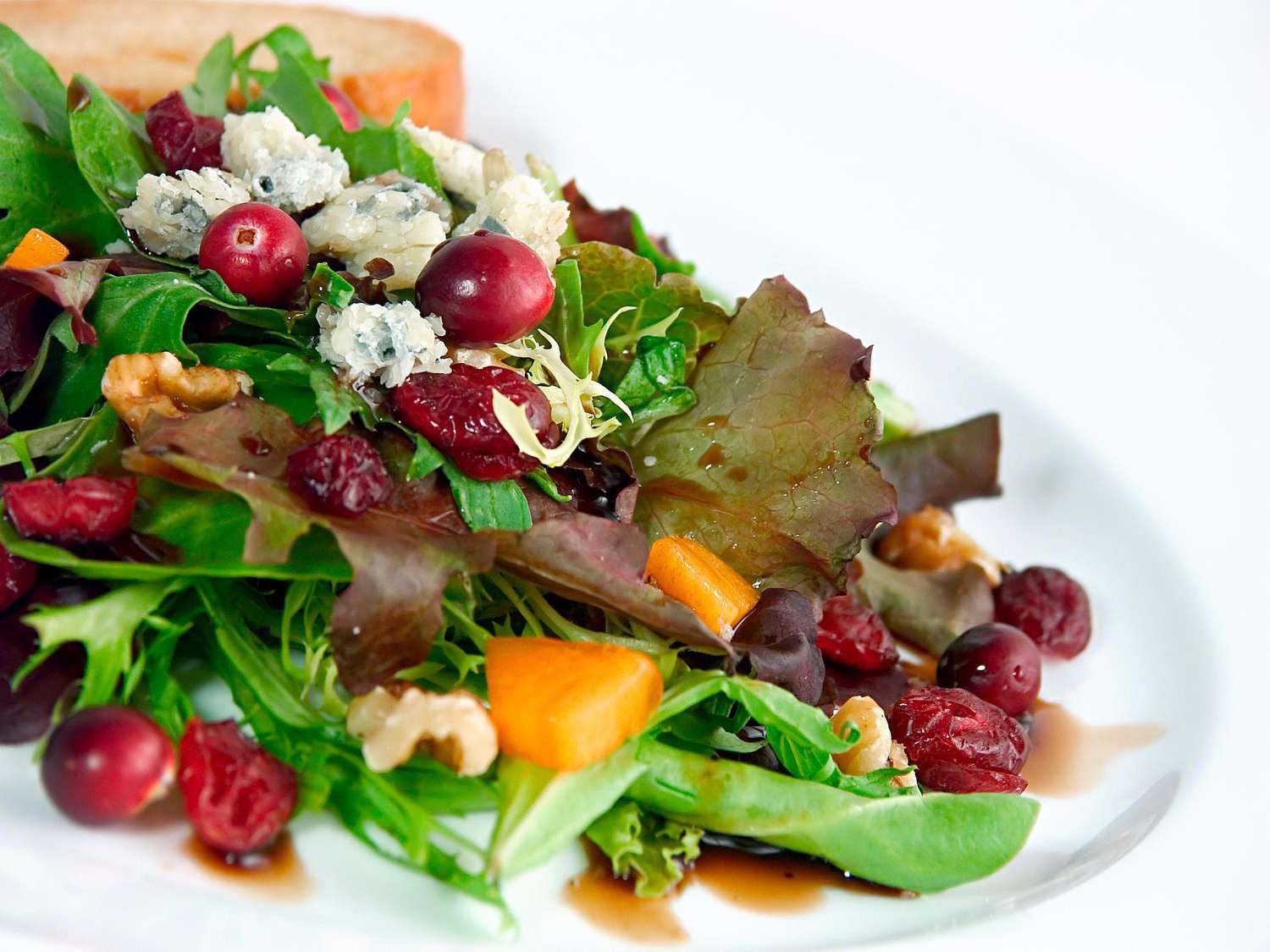 Green Salad With Dried Cranberries and Fig Balsamic Dressing