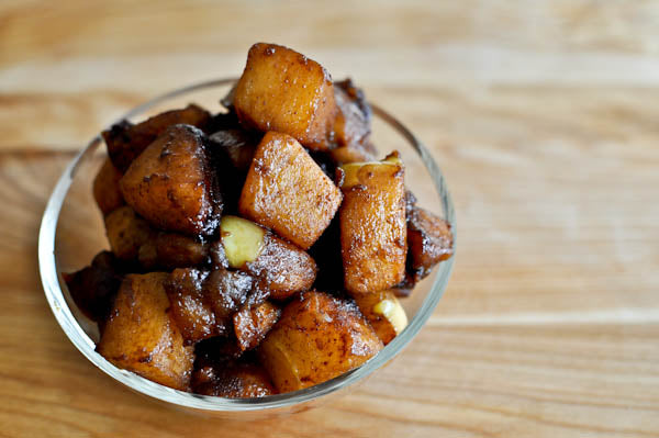 Chunky Cinnamon Balsamic Apples