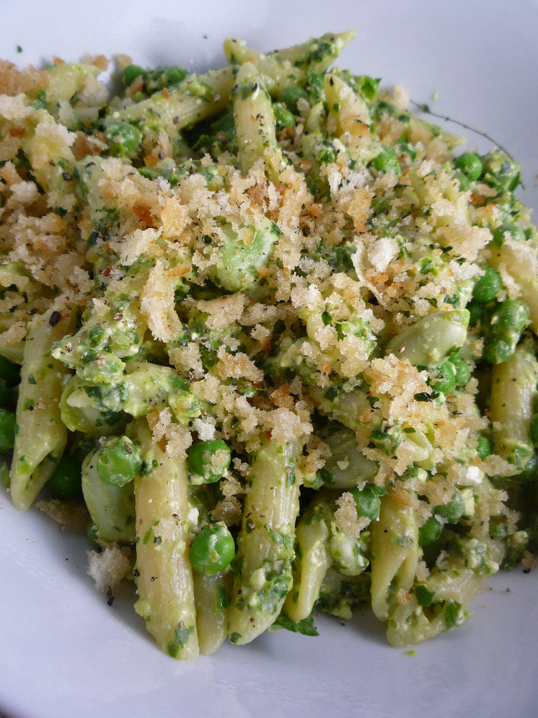 Pasta with Garlic Infused Olive Oil & Green Veggies