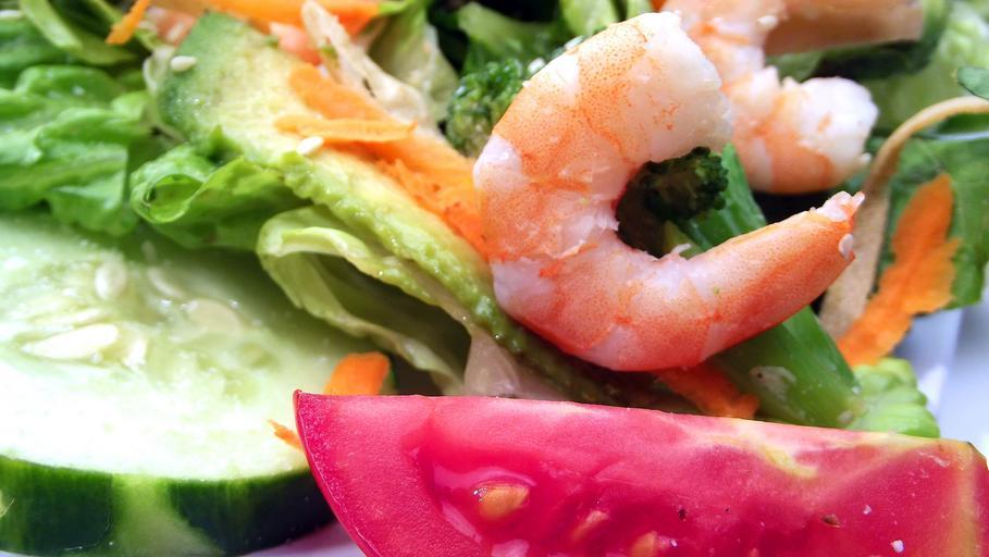 Shrimp and Spring Mix Salad with Persian Lime Vinaigrette