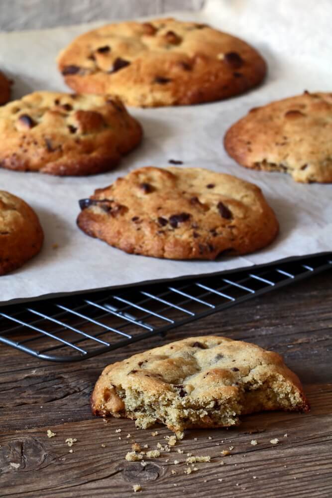 Olive Oil Chocolate Chip & Peanut Butter Cookies